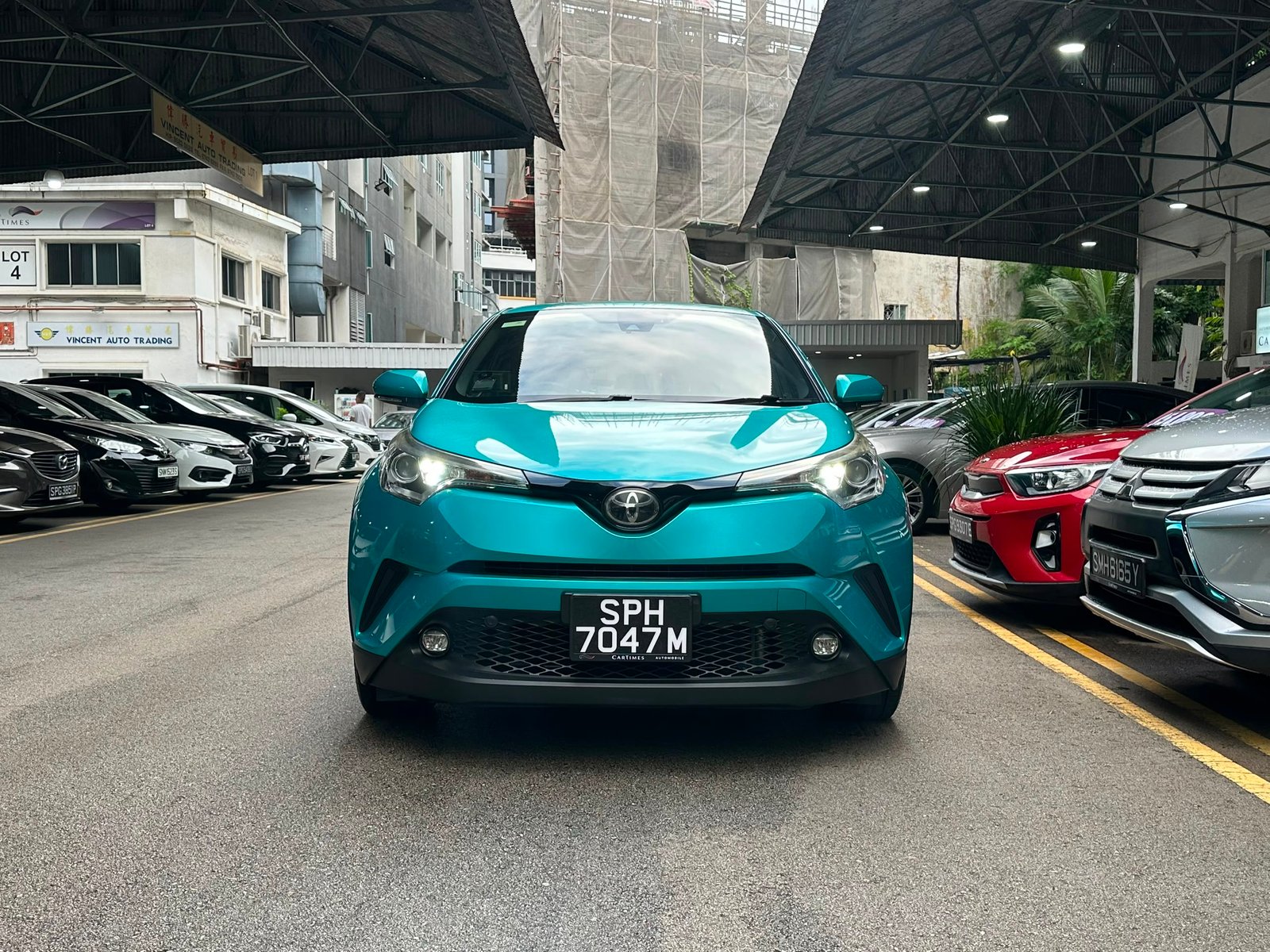 Toyota C-HR 1.2 Turbo Active photo 3